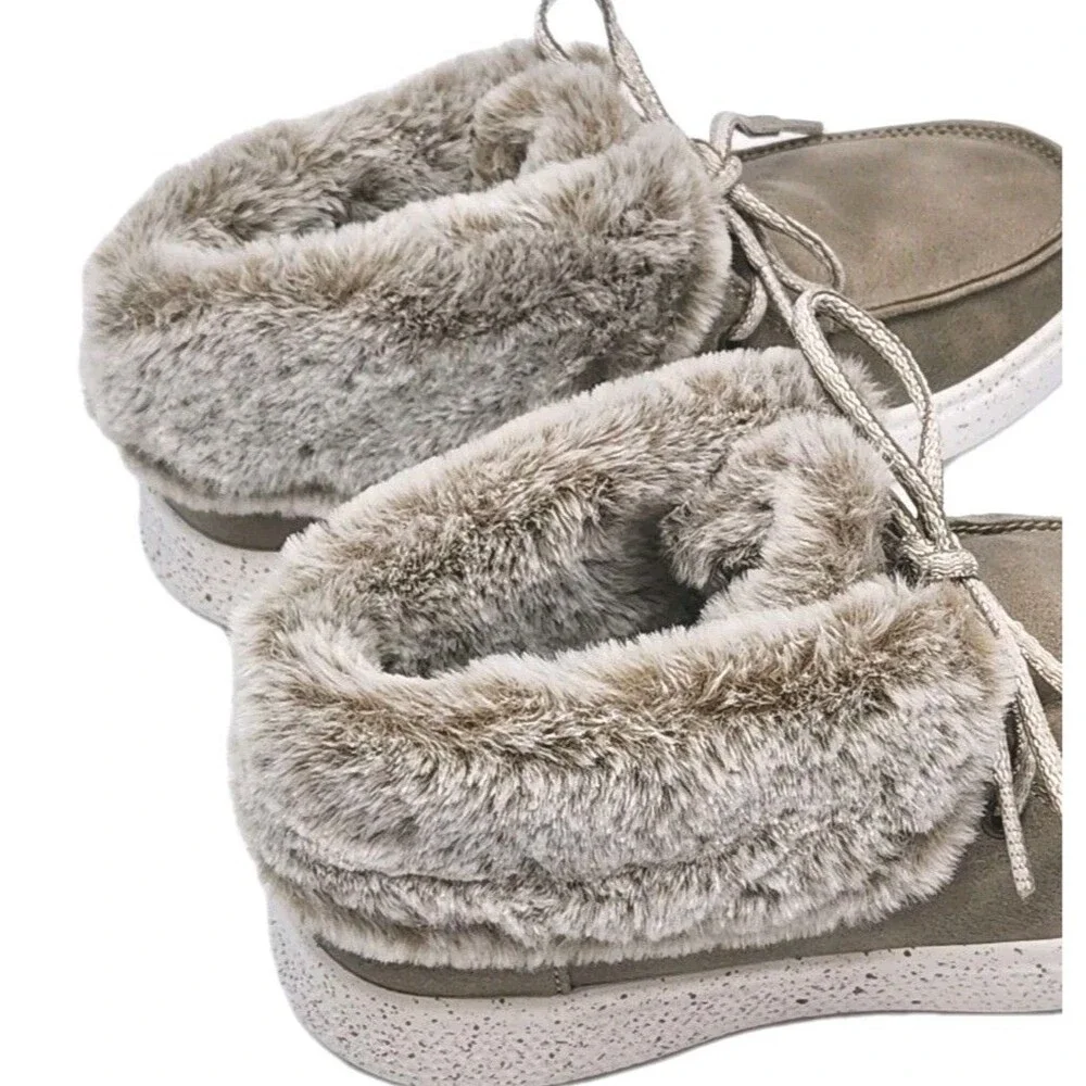 Bobs Shoe Skipper Hang Glider Boot Wide Fit Women Sz 7 Taupe Foam Fur 113443W